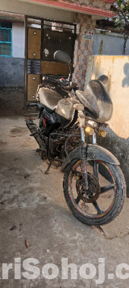 ফ্রিডম মটরবাইক